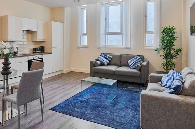 ホスト ステイ スリー グレイセス ゲッタウェイ