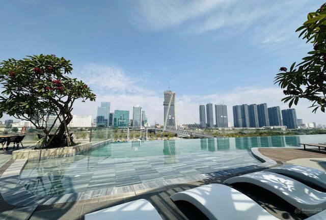 エミリー ザ オペラ ラグジュアリー ホーチミンシティ