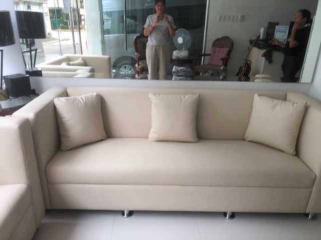 スーパー OYO 1128 W サンコ ビルディング リース