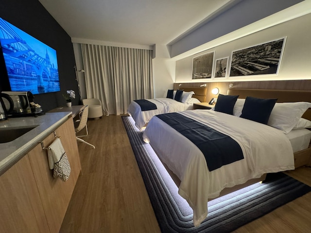 ラックス スタジオ ウィズ シティ ビューズ アンド プール