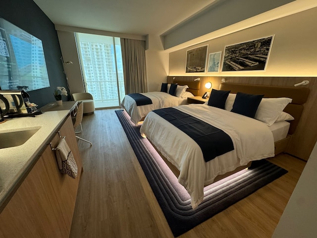 ラックス スタジオ ウィズ シティ ビューズ アンド プール