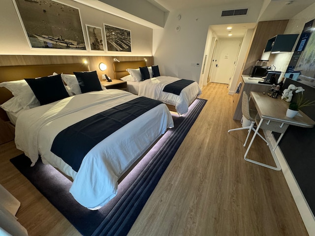 ラックス スタジオ ウィズ シティ ビューズ アンド プール