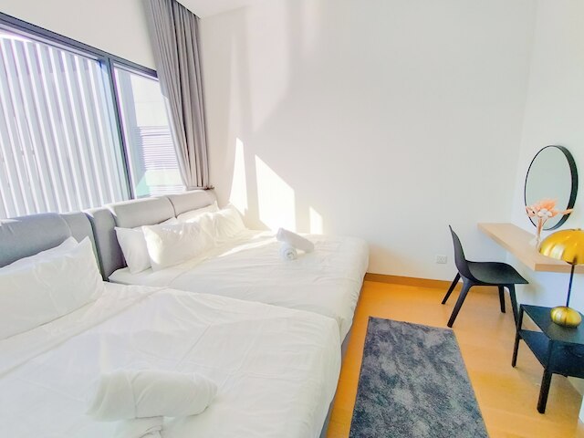 ルーセンティア レジデンス バイ マンハッタン グループ