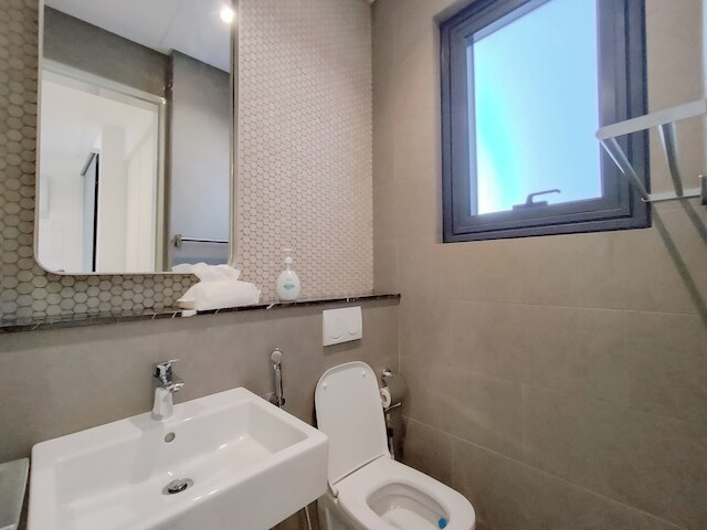 ルーセンティア レジデンス バイ マンハッタン グループ