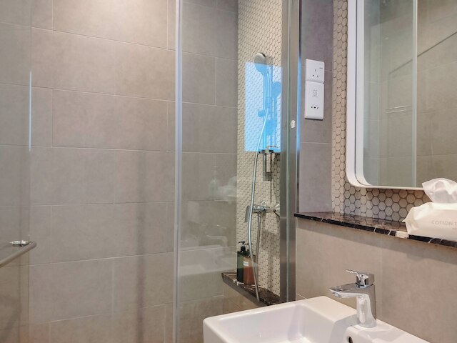 ルーセンティア レジデンス バイ マンハッタン グループ