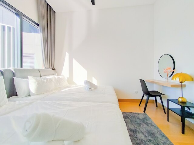 ルーセンティア レジデンス バイ マンハッタン グループ