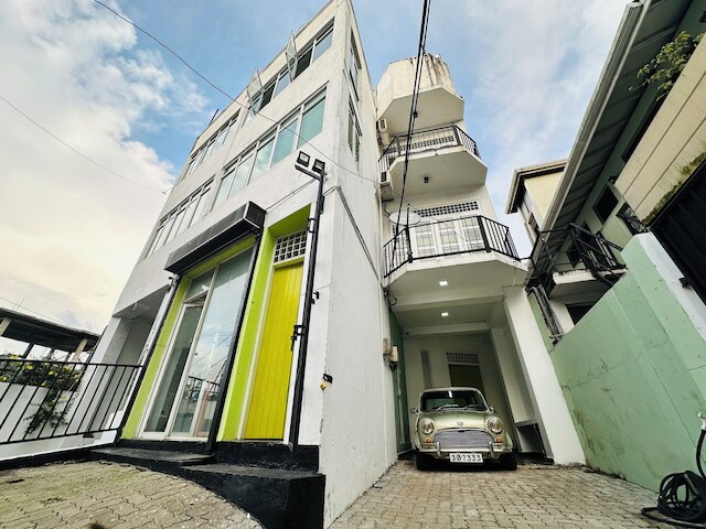 MCS ホリデー アパートメンツ