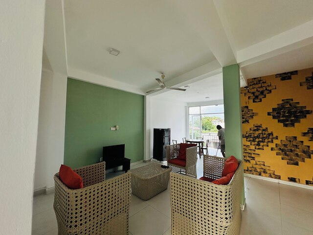 MCS ホリデー アパートメンツ