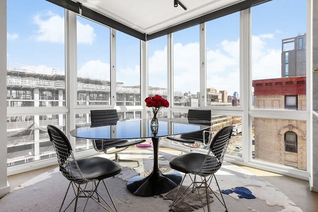 ヒューストン バイ ローブ トラベル パティオ シェアード ルーフトップ