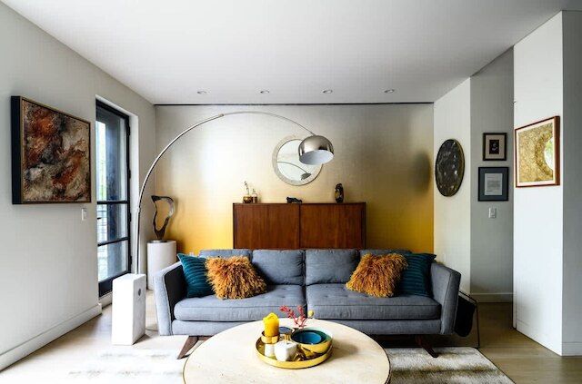 パシフィック バイ ローブ トラベル デュプレックス ウィズ デッキ バックヤード