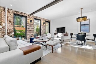 ガーデンストーン バイ ローブトラベル デュプレックス ウィズ プライベート パティオ