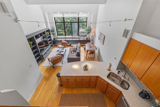 バロー バイ ローブ トラベル 1ベッドルーム ロフト ウィズ シェアード ルーフ