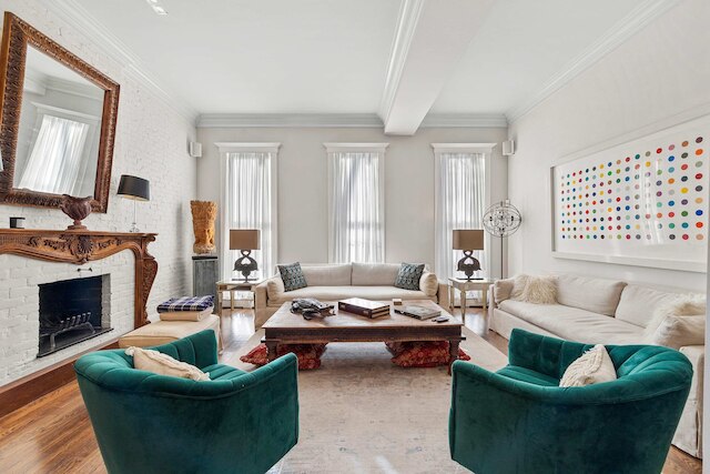 グラマシー マナー トリプレックス ウィズ プライベート デッキ ガーデン