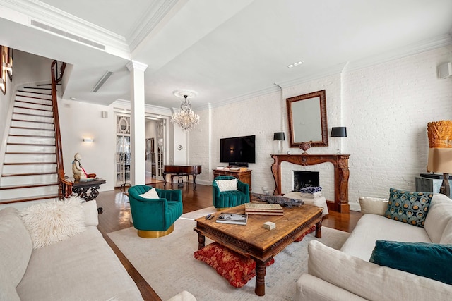 グラマシー マナー トリプレックス ウィズ プライベート デッキ ガーデン