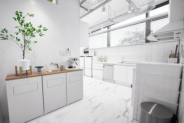 B9 Tailor Serviced Home near Hongik Univ