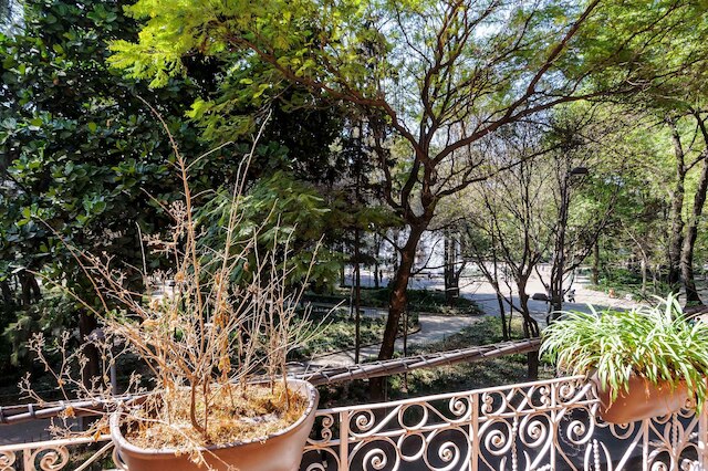 ウィズ グランディオース ロフト ウィズ グレート バルコニー イン ローマ ノルテ