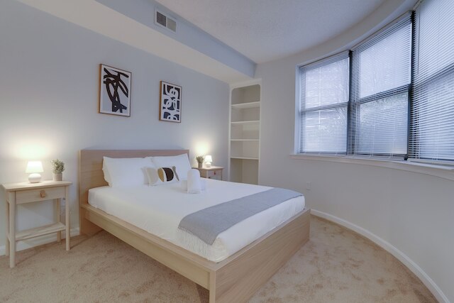 アメージング アパート イン ボールストン ウィズ ジム