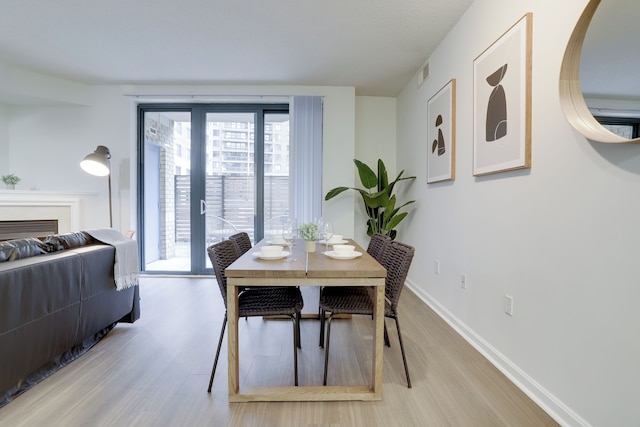 アメージング アパート イン ボールストン ウィズ ジム