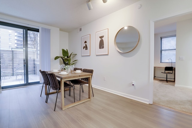 アメージング アパート イン ボールストン ウィズ ジム