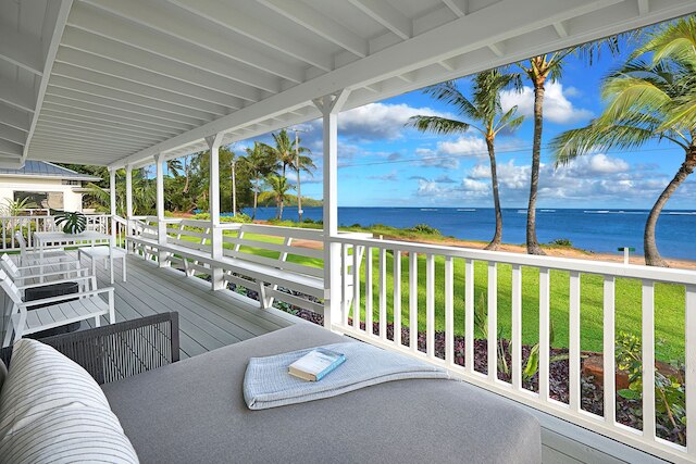 アニニ オアシス イン キラウエア