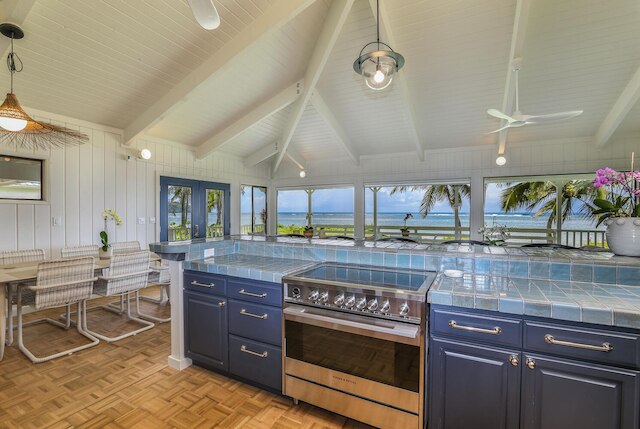 アニニ オアシス イン キラウエア