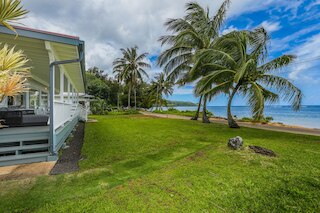 アニニ オアシス イン キラウエア