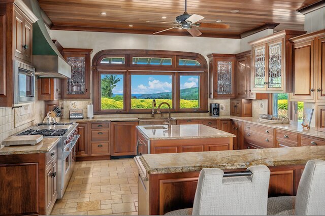 アニニ ビスタ ドライブ エステート