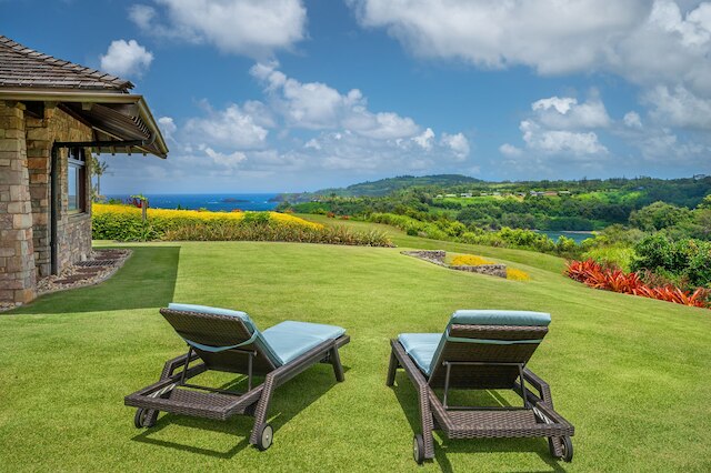 アニニ ビスタ ドライブ エステート