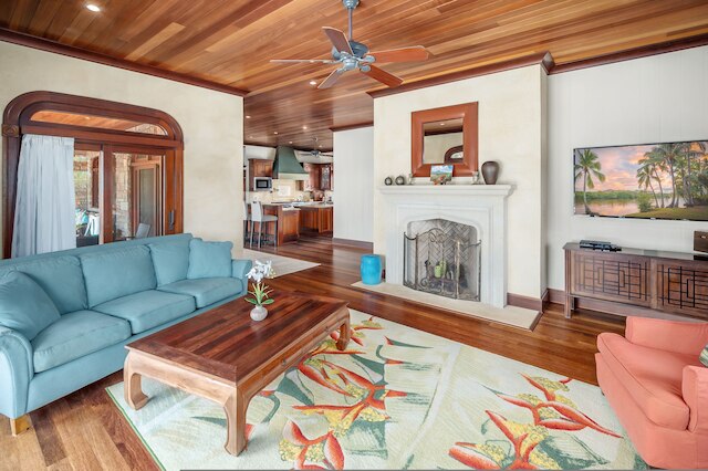 アニニ ビスタ ドライブ エステート