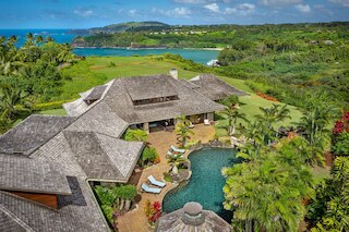 アニニ ビスタ ドライブ エステート