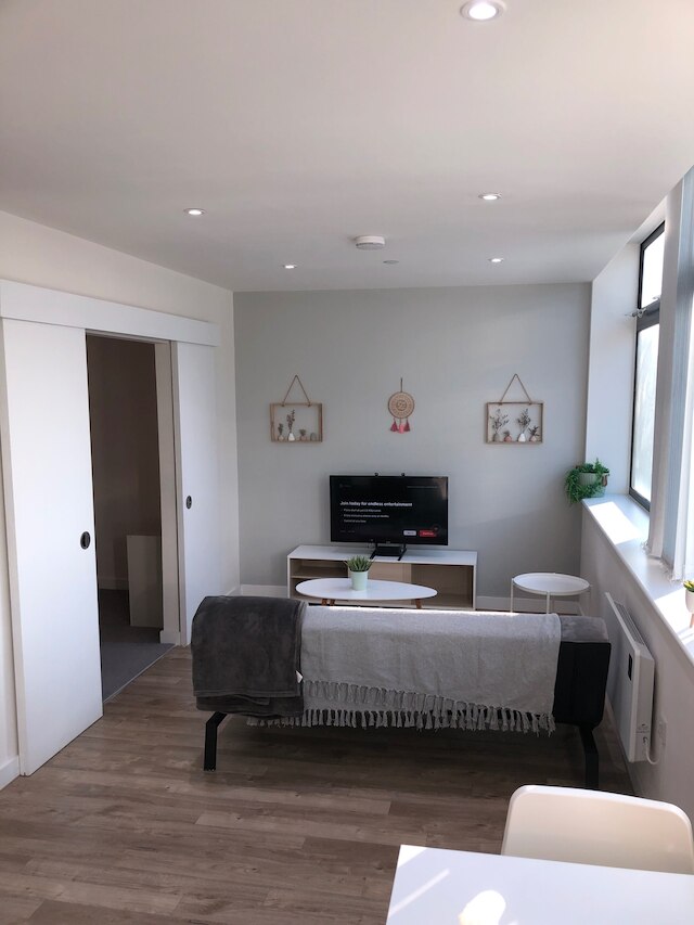 セントラル トラフォード アパートメント フリー パーキング