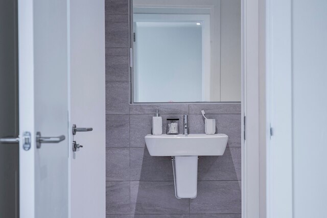 セントラル トラフォード アパートメント フリー パーキング