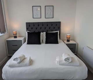 セントラル トラフォード アパートメント フリー パーキング