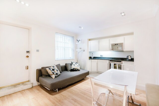 セントラル アパートメント - スリープス 4 - 98 ウォーキング スコア