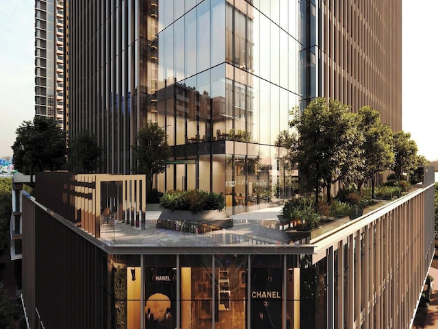 エミリー ホールマーク ラグジュアリー ホーチミンシティ