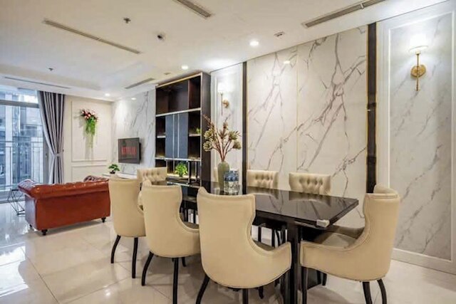 エミリー ホールマーク ラグジュアリー ホーチミンシティ