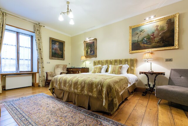 オテル レ ドゥ シェーヴル ジュヴレ シャンベルタン