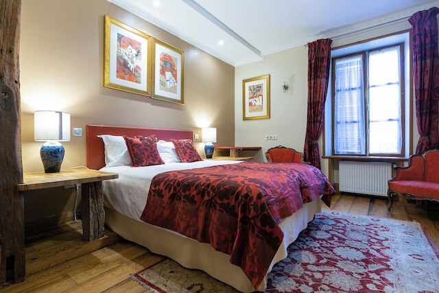 オテル レ ドゥ シェーヴル ジュヴレ シャンベルタン