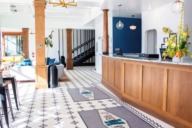 11th アベニュー ホステル