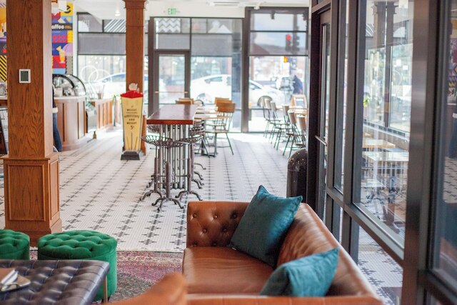 11th アベニュー ホステル