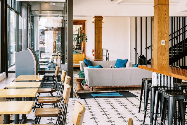 11th アベニュー ホステル