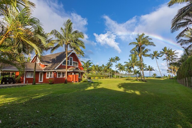 ザ レッド ハウス イン ハナレイ