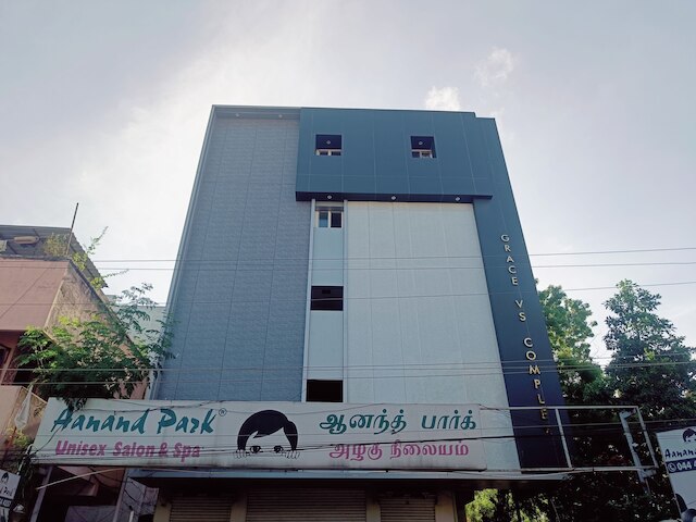 GT エンパイア ホテル - ニア SRM ユニバーシティ