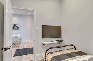 カーサ クイーン-ユニーク 2ベッドルーム スイート-レスリービル