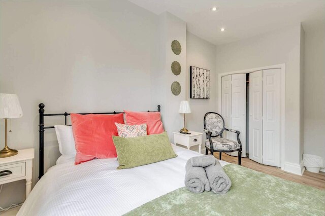 カーサ クイーン-ユニーク 2ベッドルーム スイート-レスリービル