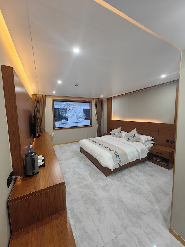 ロイヤル インターナショナル ホテル