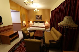 ニュー カリフォルニア ホテル