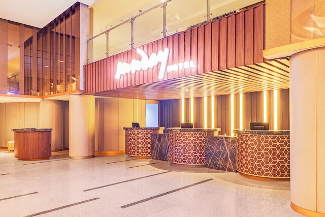 サンデー ホテル アルシカ サンセット ロード