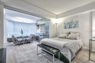 ウォーターフロント クレア アベニュー スイーツ