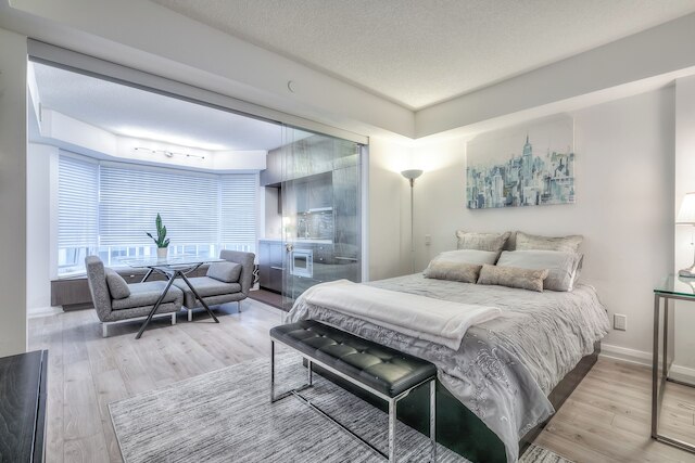 ウォーターフロント クレア アベニュー スイーツ